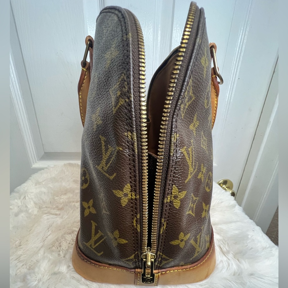 ❤️ LOUIS VUITTON “HOST PICK” MONOGRAM ALMA PM - Picture 6 of 16